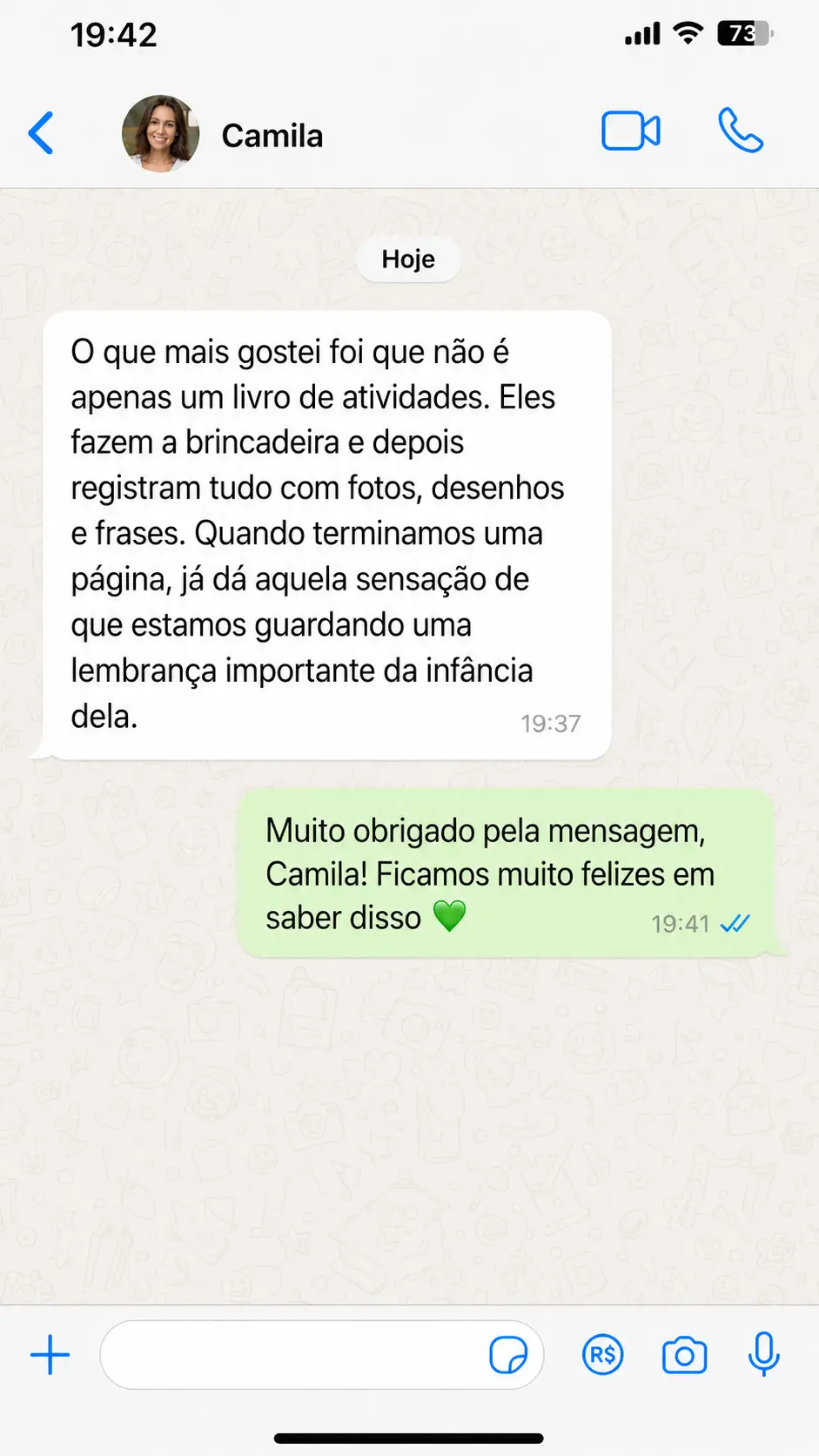 Conversa no WhatsApp: cliente conta que gostou de as atividades serem vividas e depois registradas com fotos, desenhos e frases